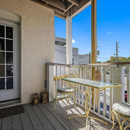 סיינט פיטרסברג Retro Retreat In Dtsp - Explore The Downtown Area מראה חיצוני תמונה