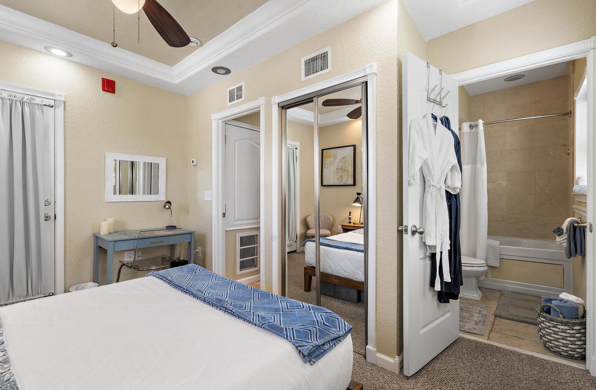 סיינט פיטרסברג Retro Retreat In Dtsp - Explore The Downtown Area מראה חיצוני תמונה
