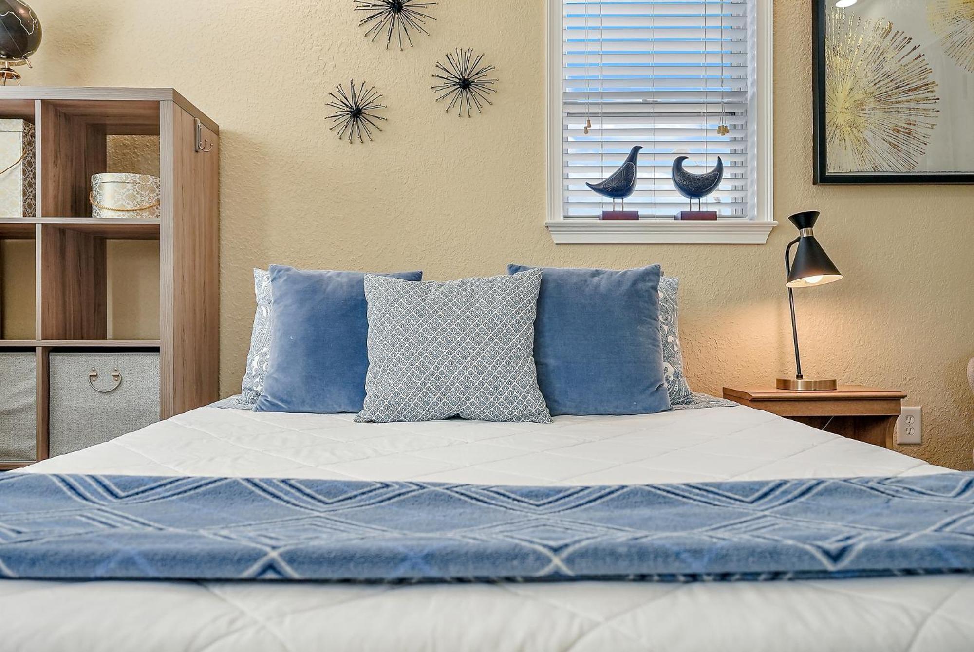 סיינט פיטרסברג Retro Retreat In Dtsp - Explore The Downtown Area מראה חיצוני תמונה