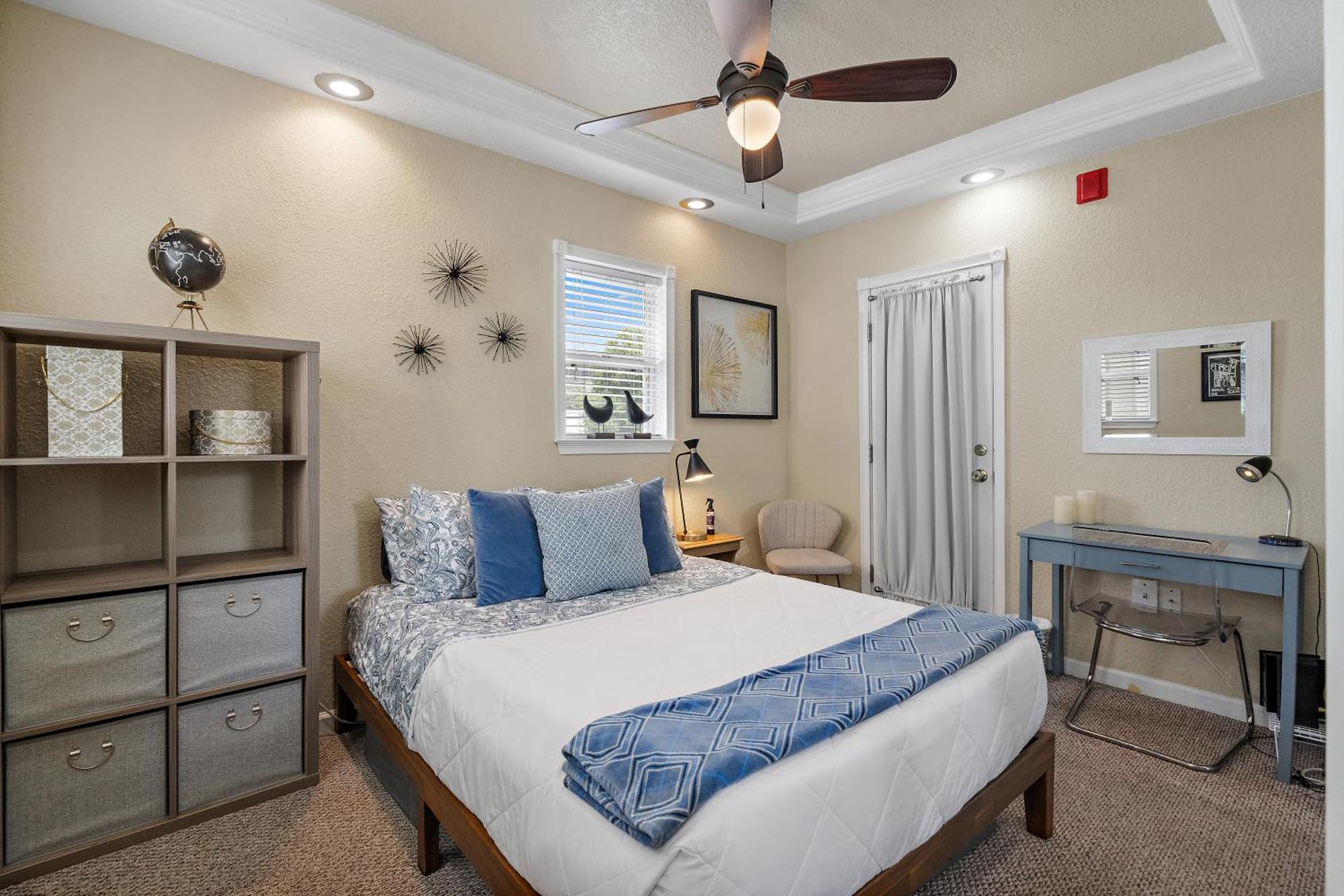 סיינט פיטרסברג Retro Retreat In Dtsp - Explore The Downtown Area מראה חיצוני תמונה
